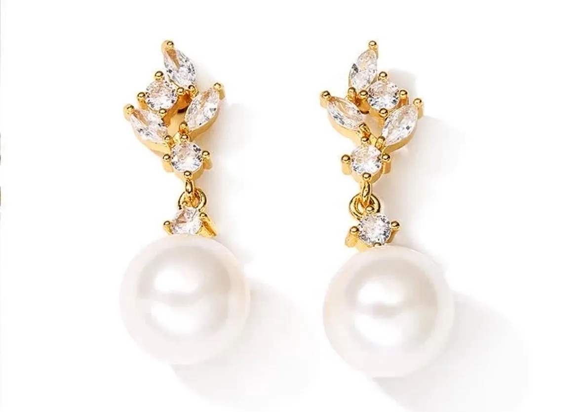 Anna - Gold Pearl Earring