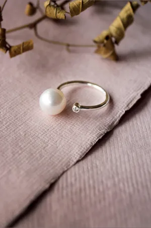 Classic Pearl Blush Sterling Silver Ring