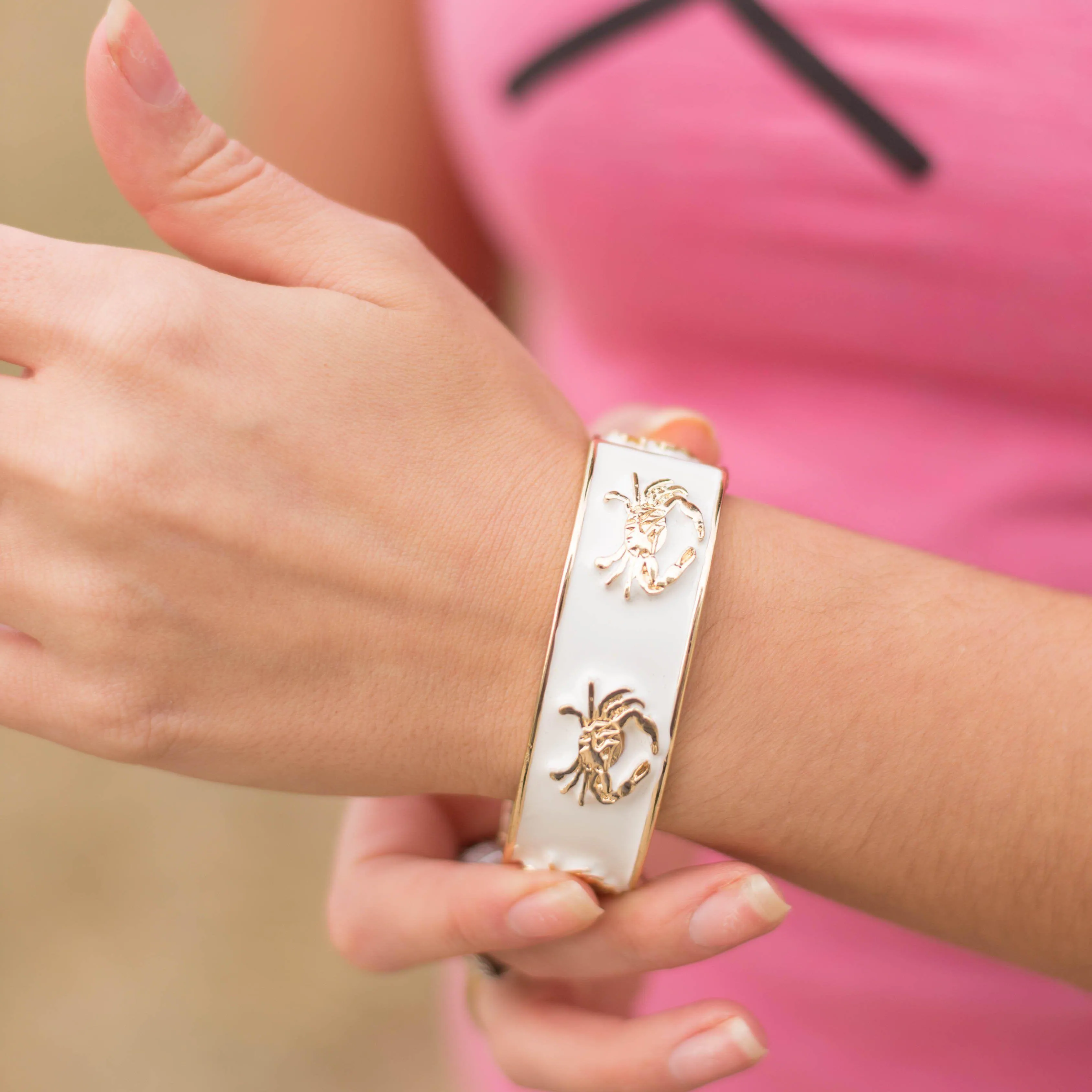 Crab Bracelet (White/Gold) / Enamel Bangle Bracelet