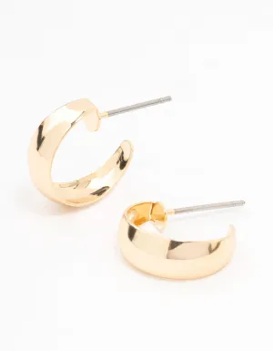 Gold Curved Huggie Earrings