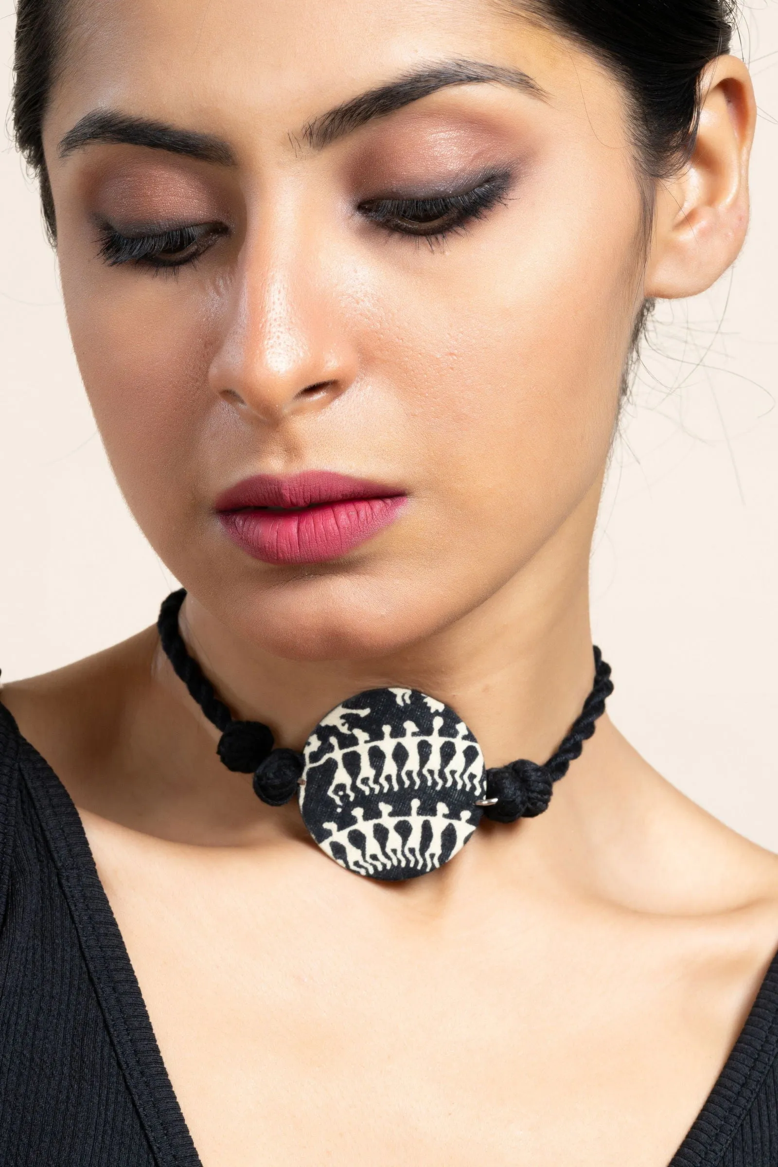 Handmade Black White Warli Fabric Choker Neckpiece with Adjustable Dori for Unique Style