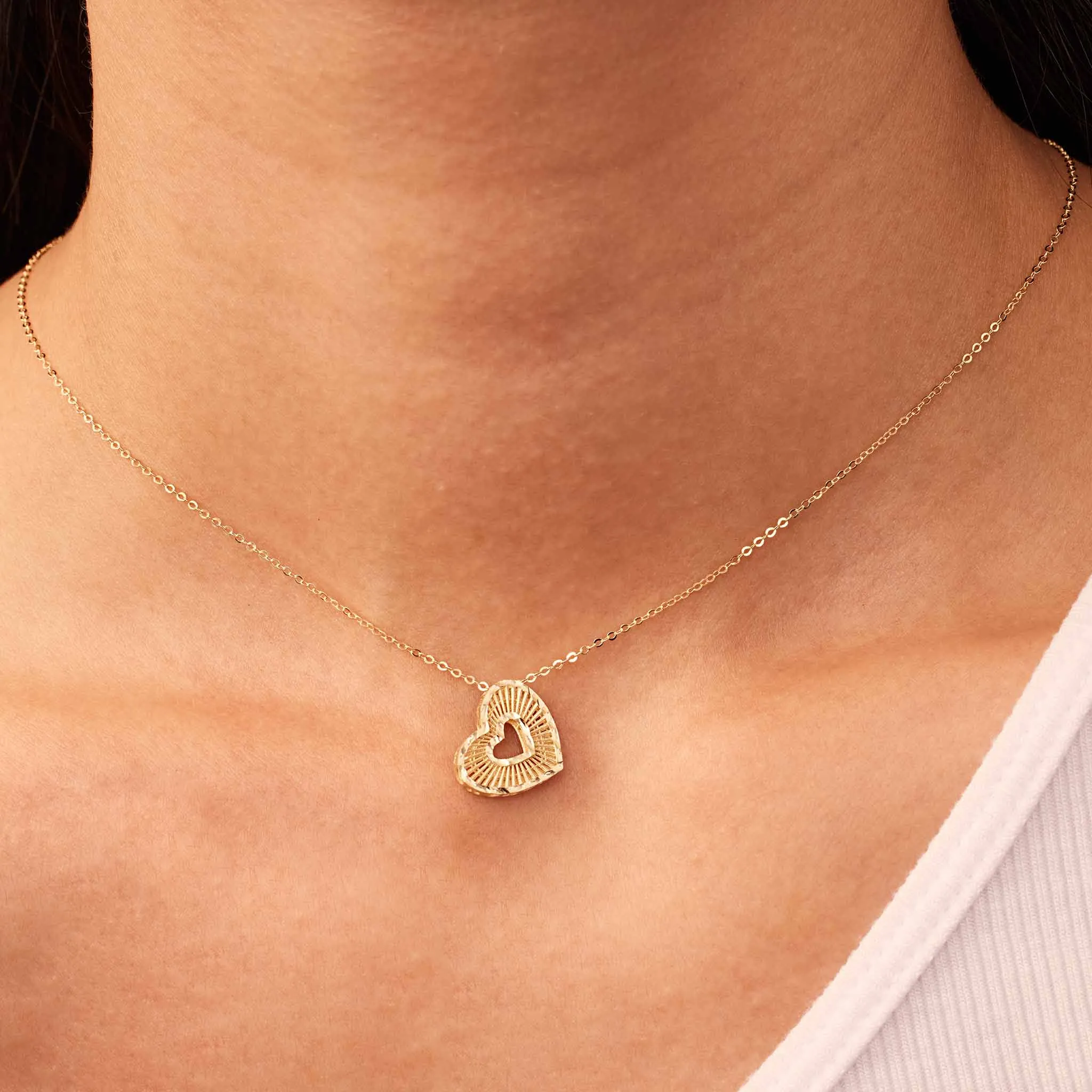 Icon Heart Pendant Necklace