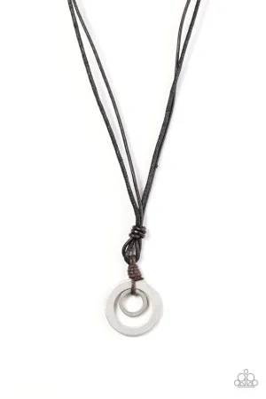 Paparazzi Necklace ~ The Great Frontier - Black