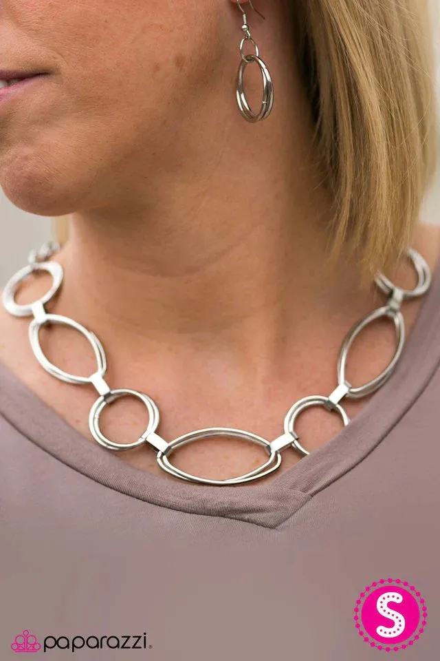 Paparazzi Necklace ~ Trouble On My Mind - Silver