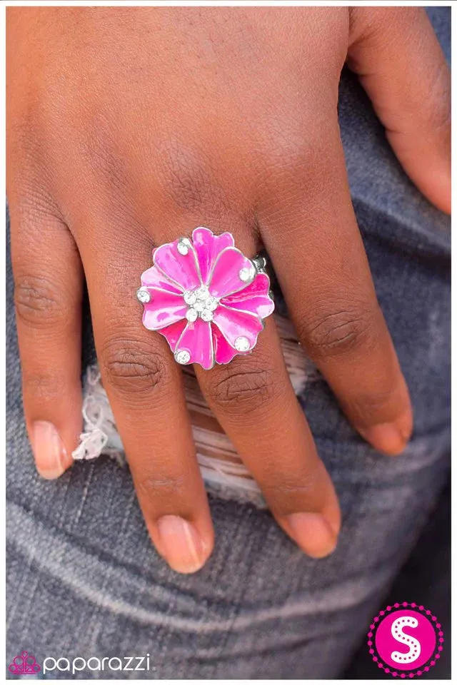 Paparazzi Ring ~ DEW Your Thing! - Pink