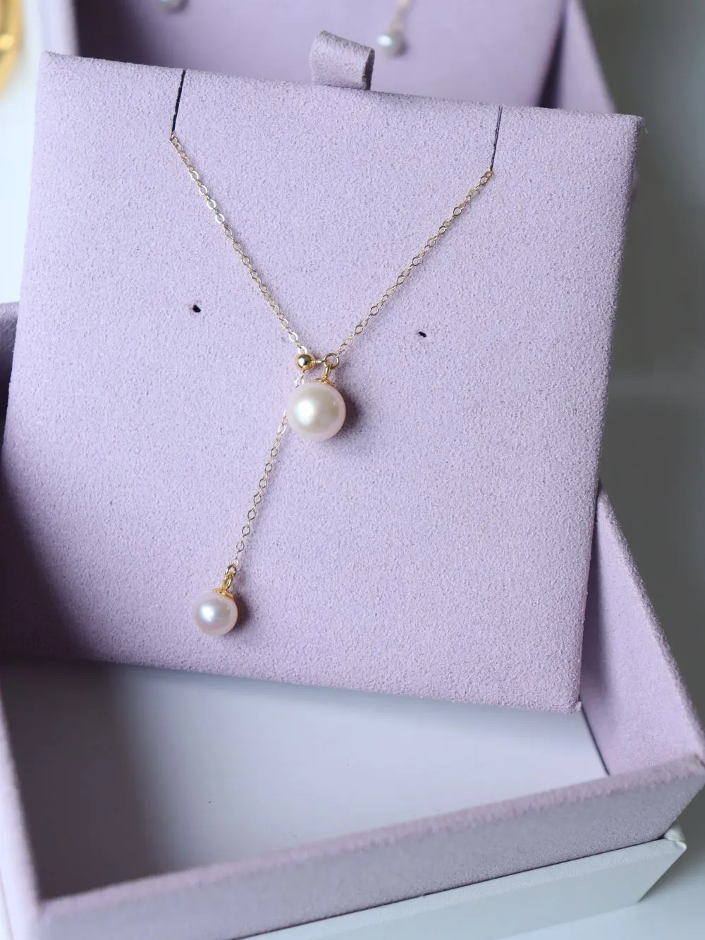 Retro Pull-Through Pearl Pendant Necklace